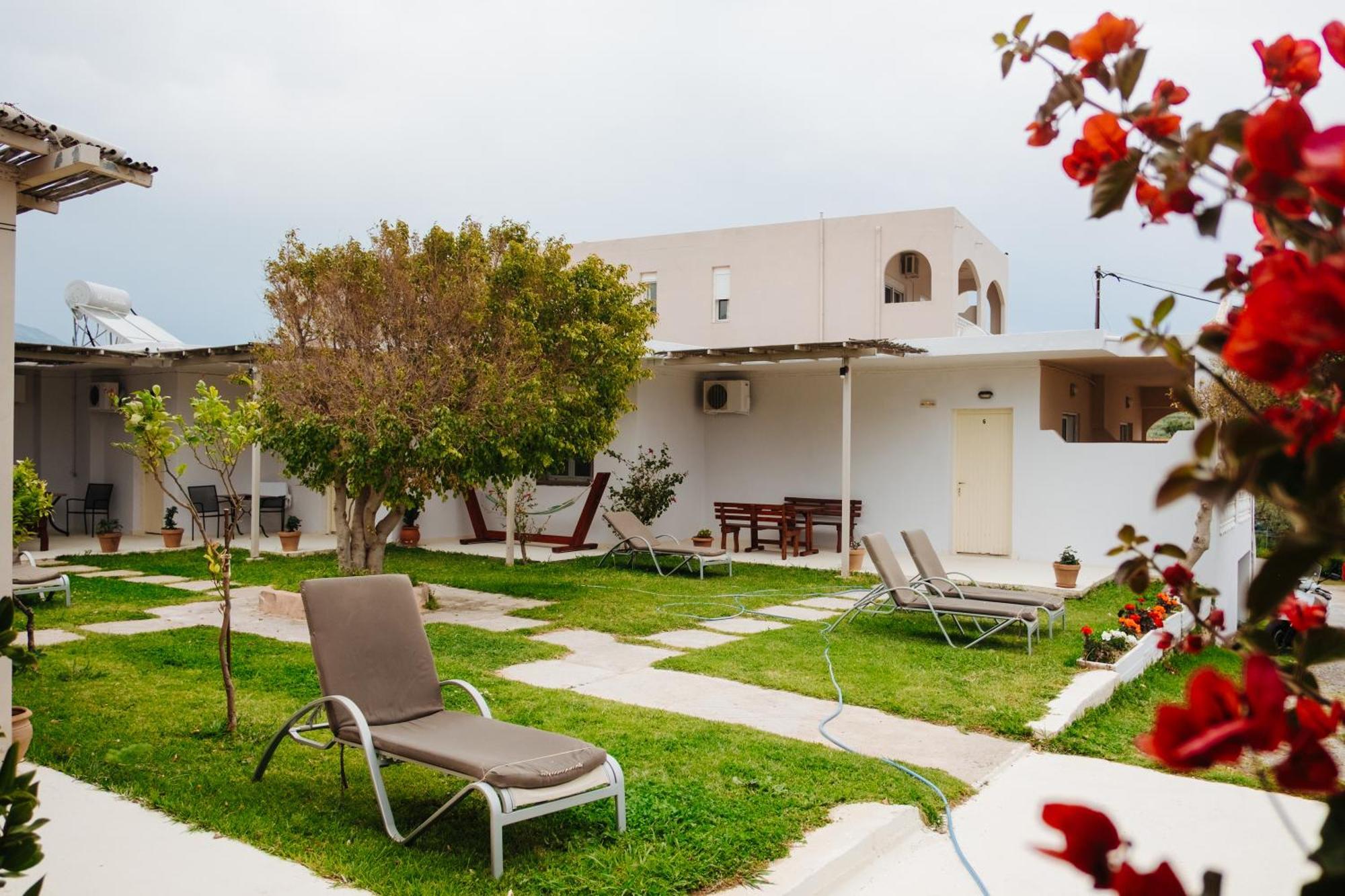 Finikas Apartments Plakias Exterior photo