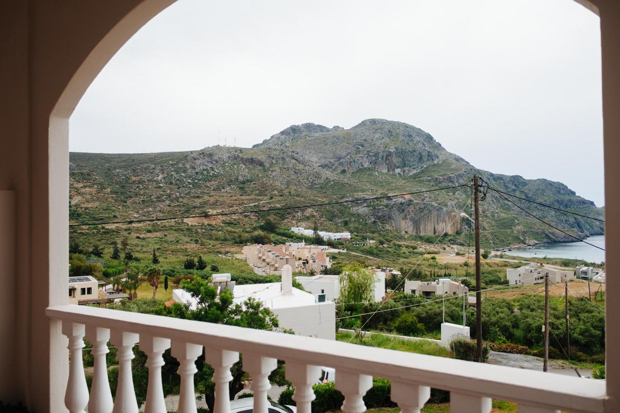Finikas Apartments Plakias Exterior photo