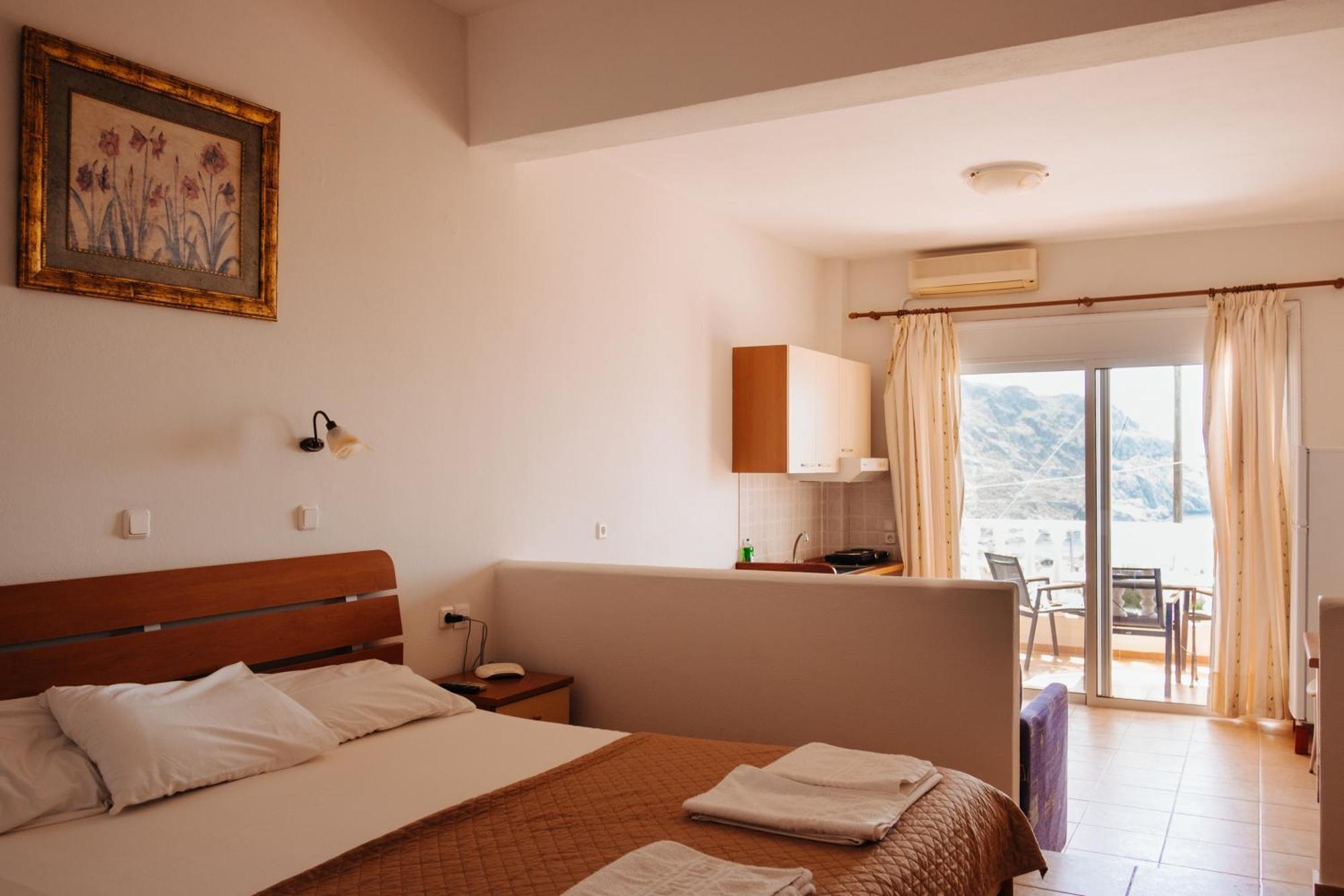 Finikas Apartments Plakias Exterior photo